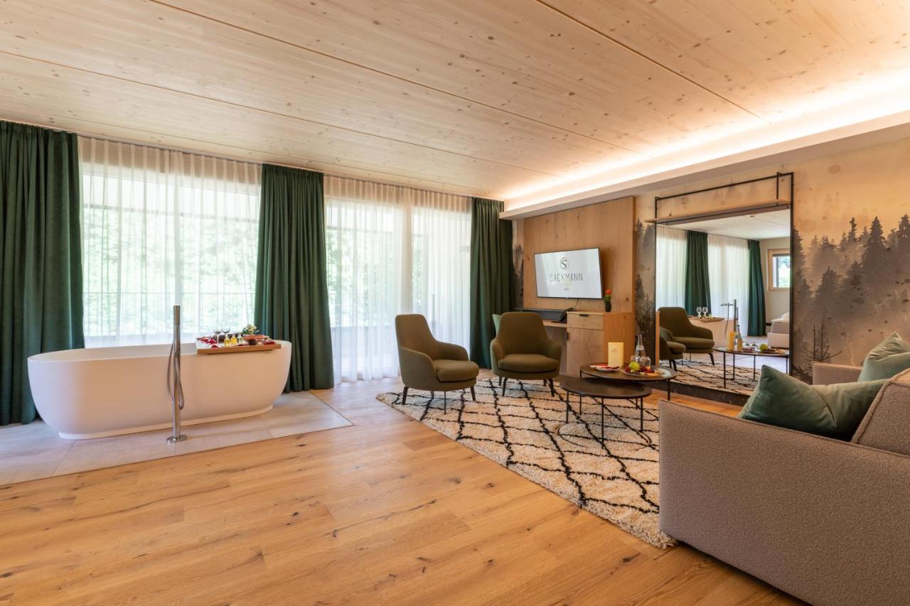 Sackmann Genuss Und Spa Resort Baiersbronn Exterior foto